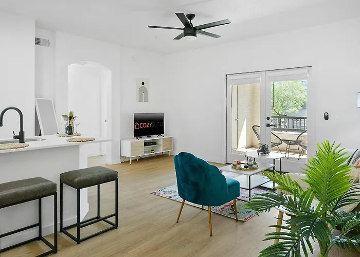 Cozysuites By The Stadium With Pool 03 * Glendale